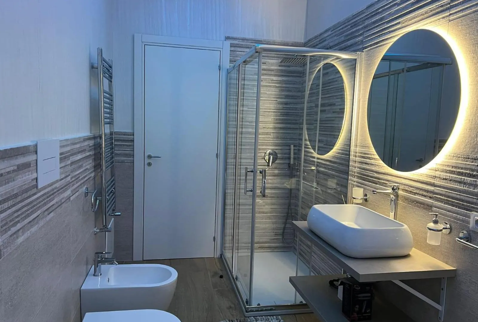 Infinity Luxury Apartment Palermo 0*,